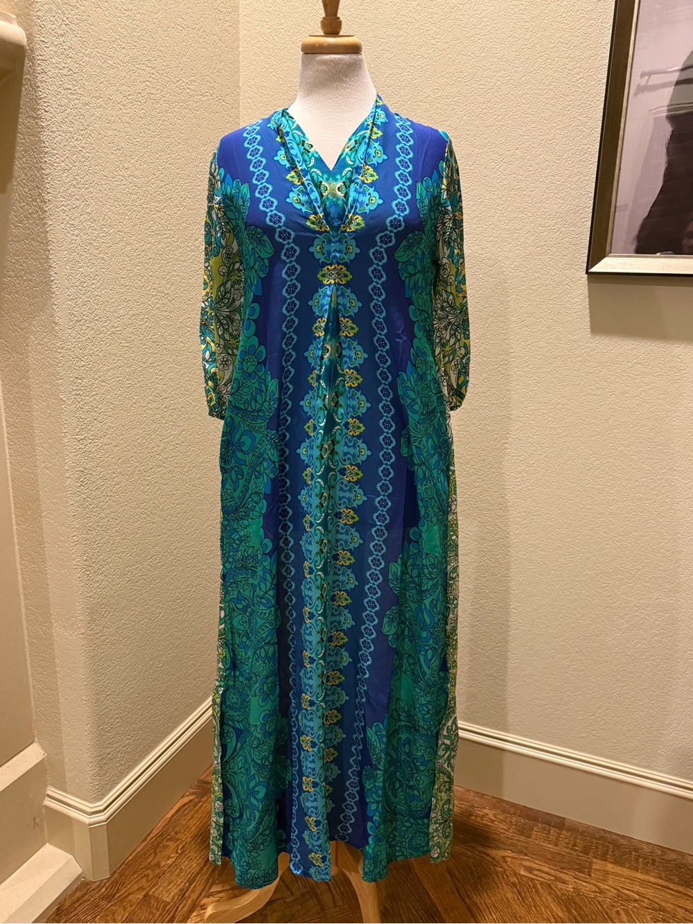 Johnny Was Kahinu 100% Silk Maxi Dress Kaftan Blue Green Floral XS NEW - Picture 2 of 14